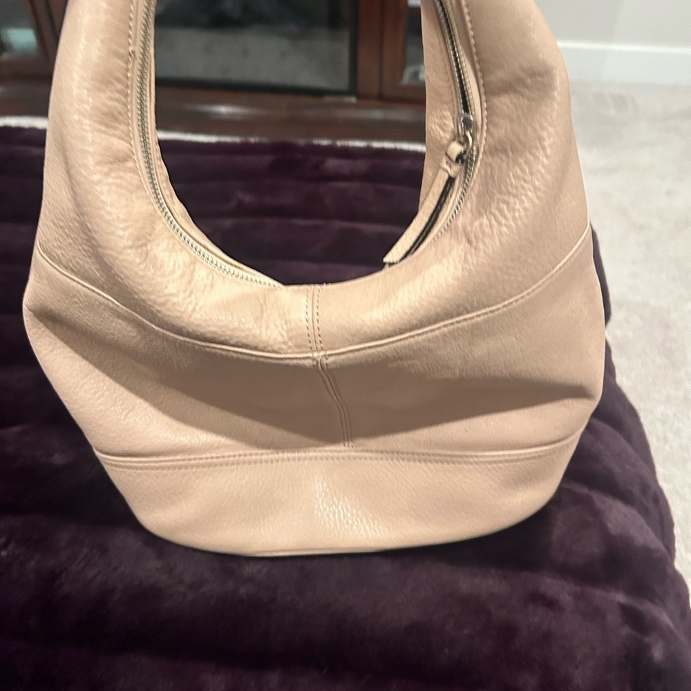 Tan Calvin Klein Purse - Picture 5 of 9